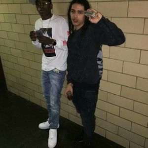 Meet your Posher, Yoski